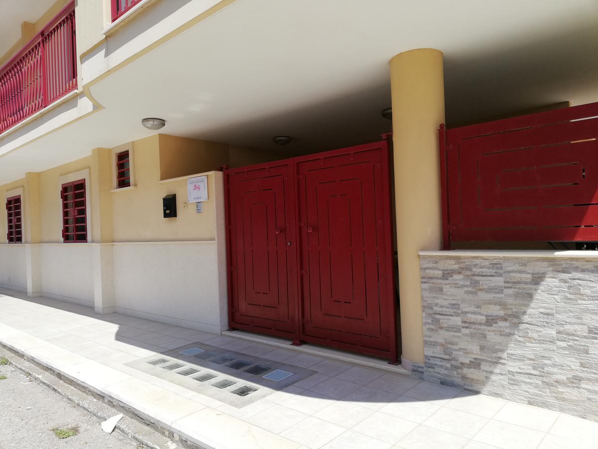 Casa Vacanze Stefy بولينيانو آ ماري المظهر الخارجي الصورة